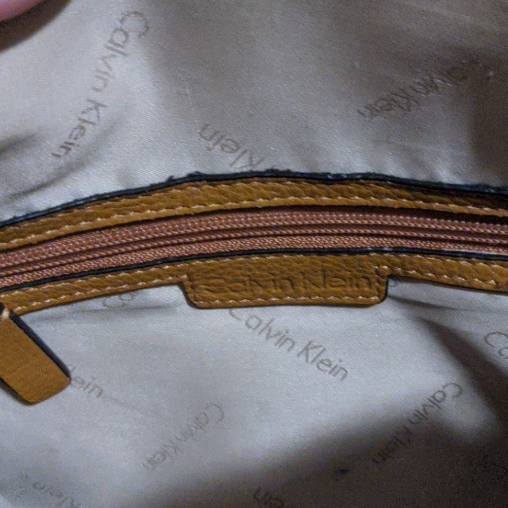 Calvin Klein Handbag - Picture 4 of 7